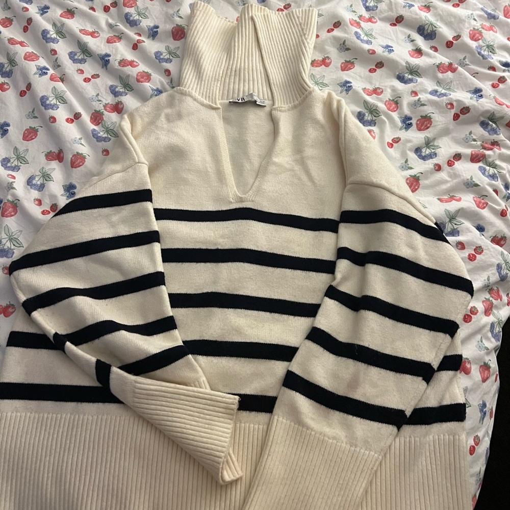 Zara navy and white striped sweater SIZE L